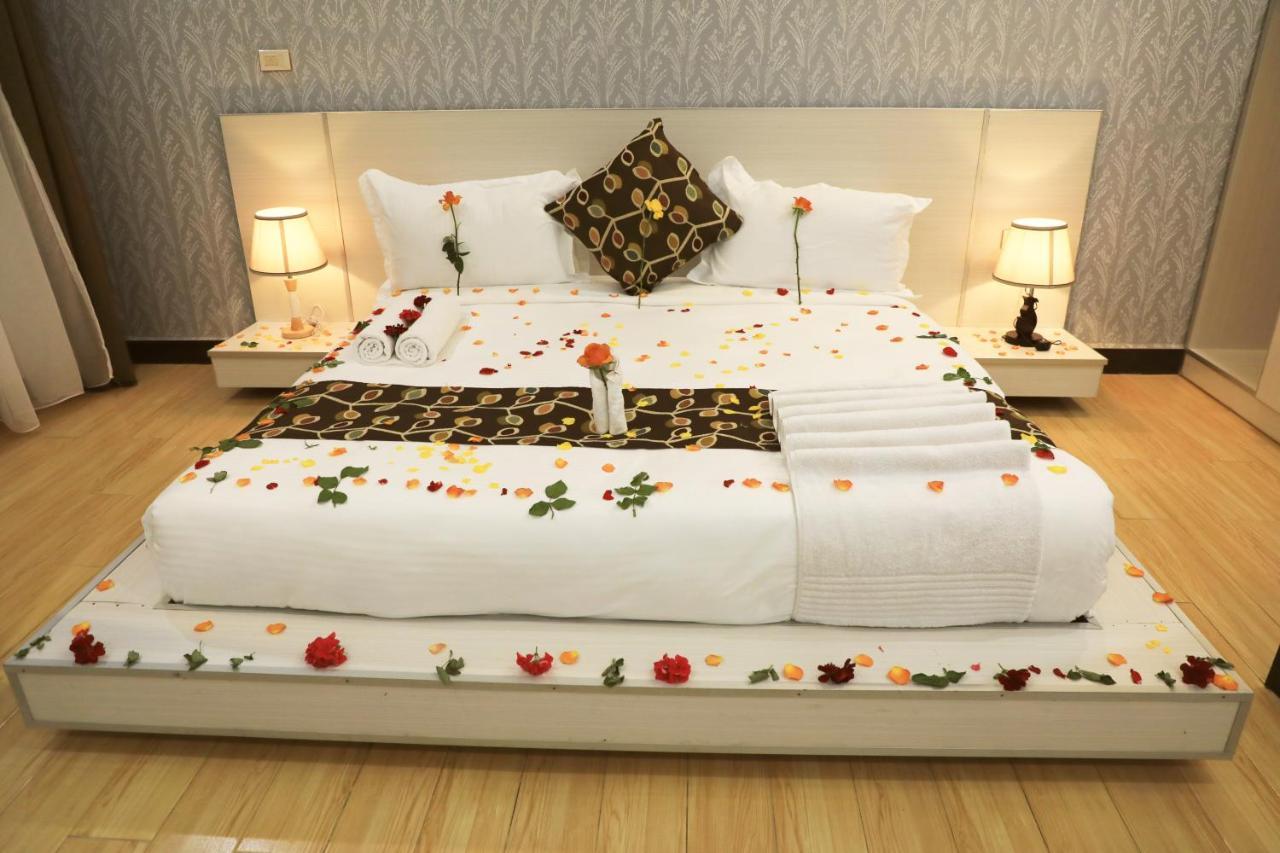 Riverland Hotel Багір-Дар Екстер'єр фото